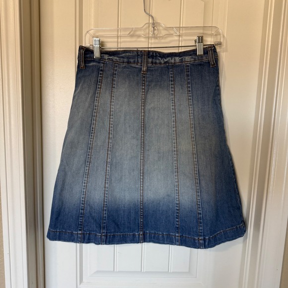 L.O.G.G. H&M Denim Skirt Womens 6 Blue Excellent Button Front A-Line Mini Skirt - Picture 4 of 6